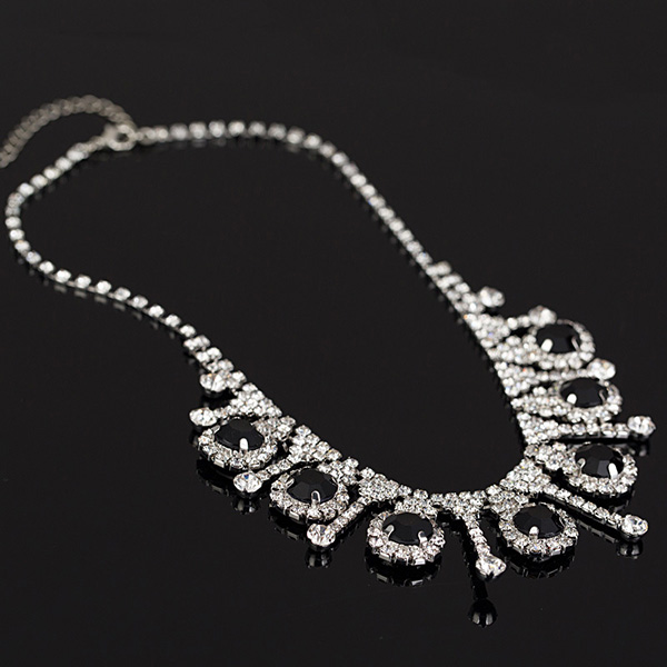 Silver Plated Black Beads Jewellery Set - Image 3
